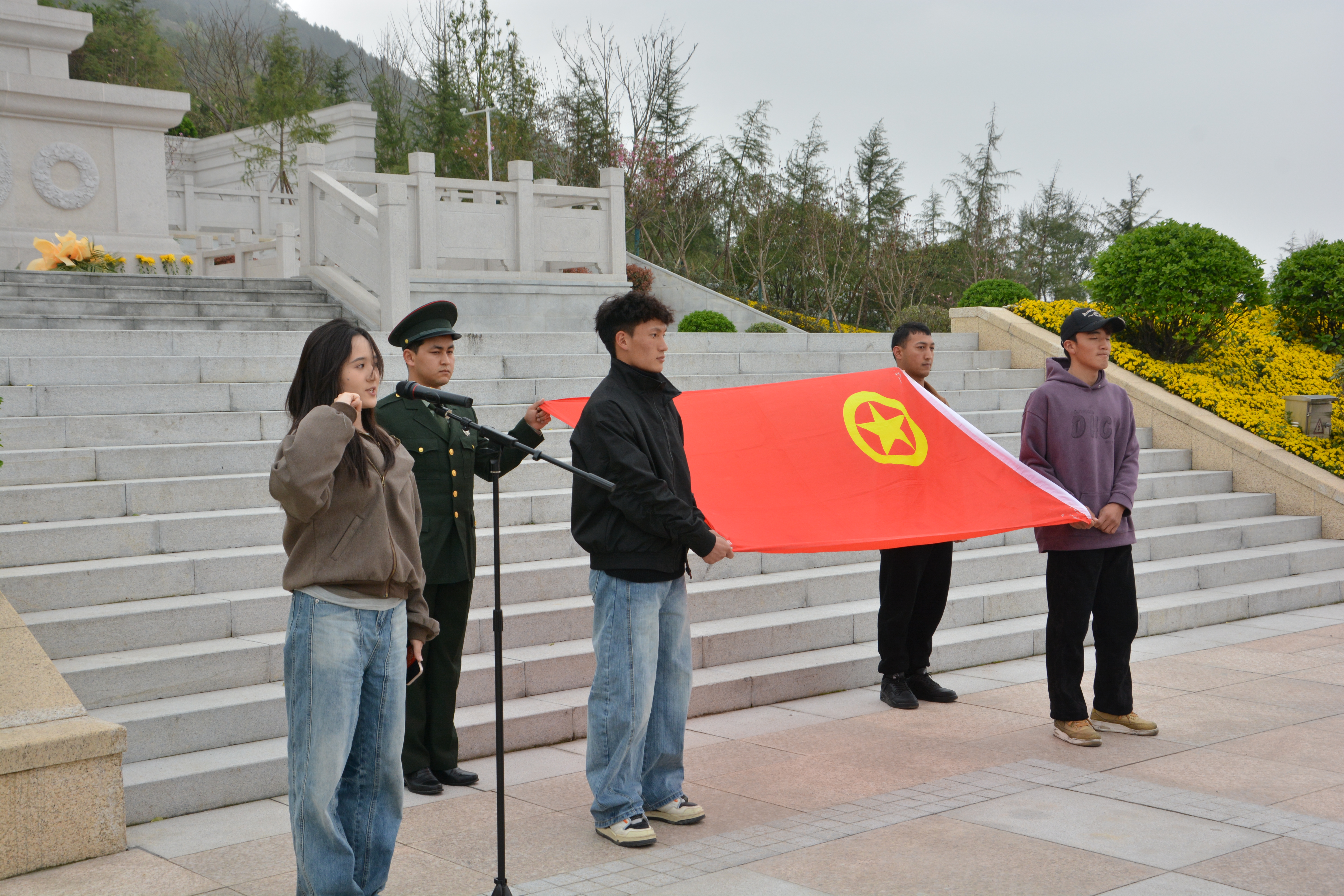 DSC_9976.JPG DSC_9976.JPG