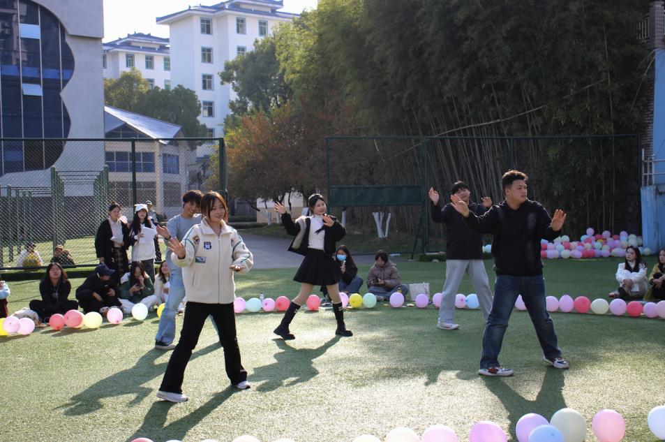 4F54A2CF4EFC83ADF26111DC26259B71