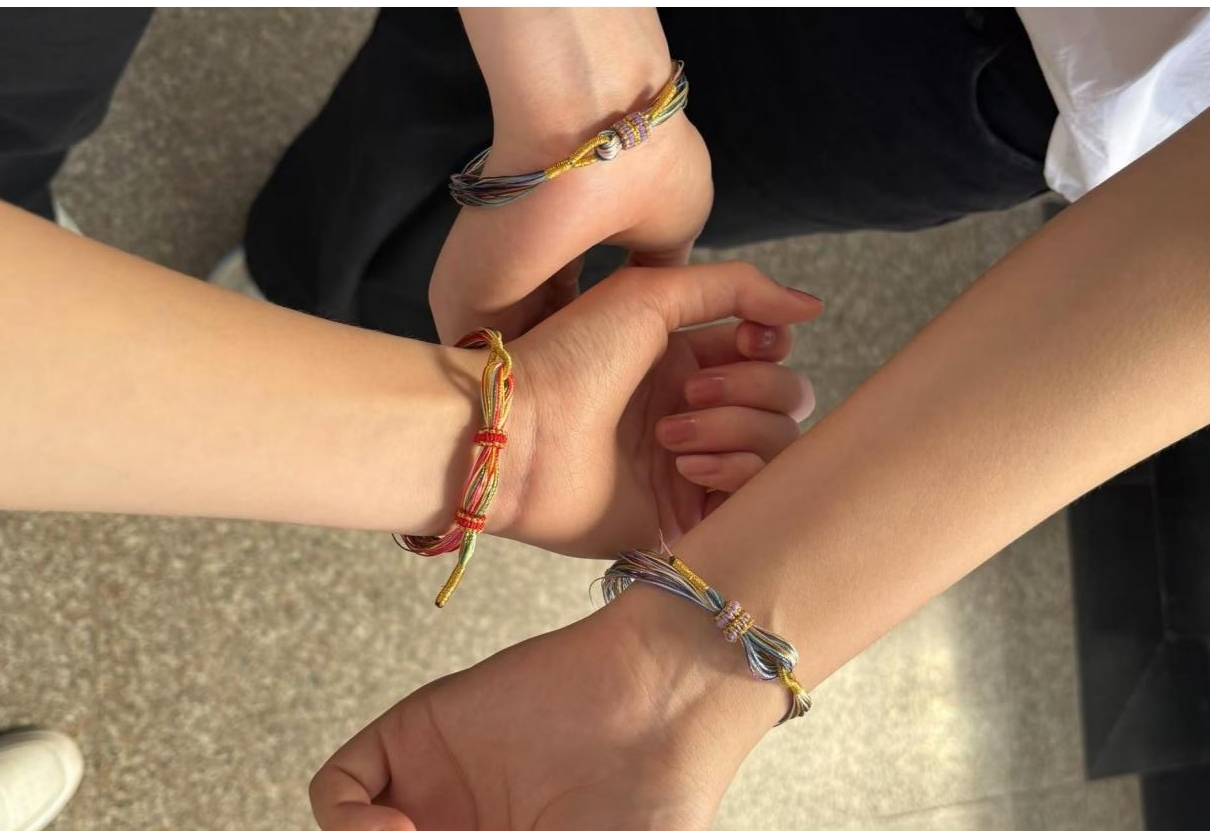 五彩绳.jpg 五彩绳.jpg